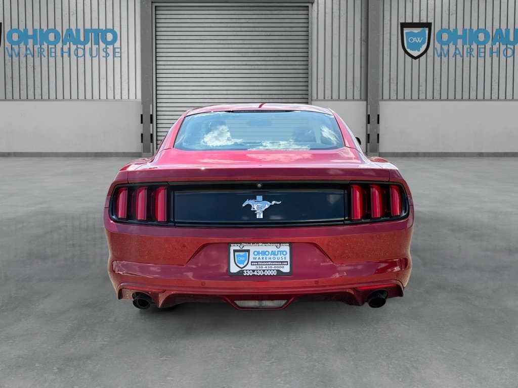 Used 2017 Ford Mustang Coupe RWD image 7