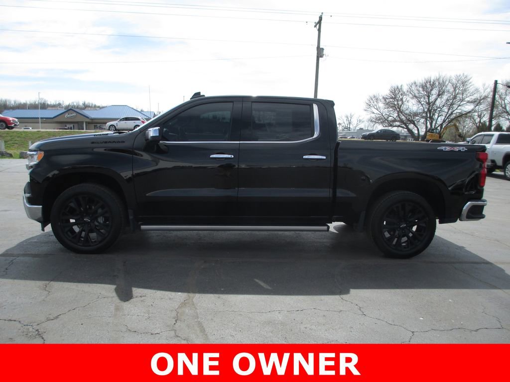 Used 2022 Chevrolet Silverado 1500 LTZ w/ LTZ Premium Package image 11