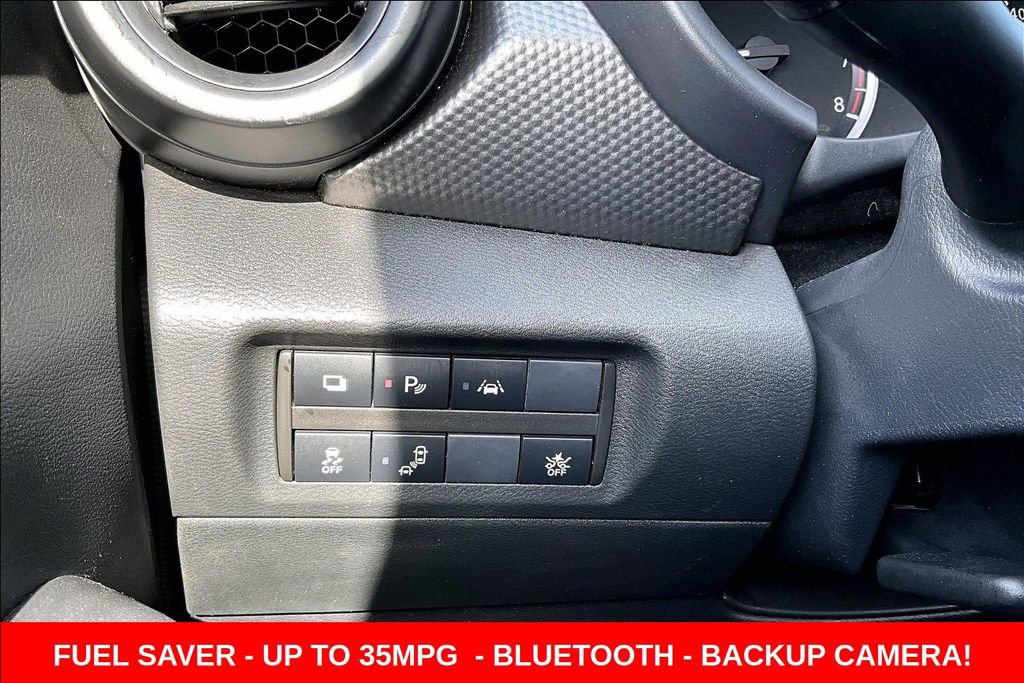 Used 2020 Nissan Kicks S FWD image 15