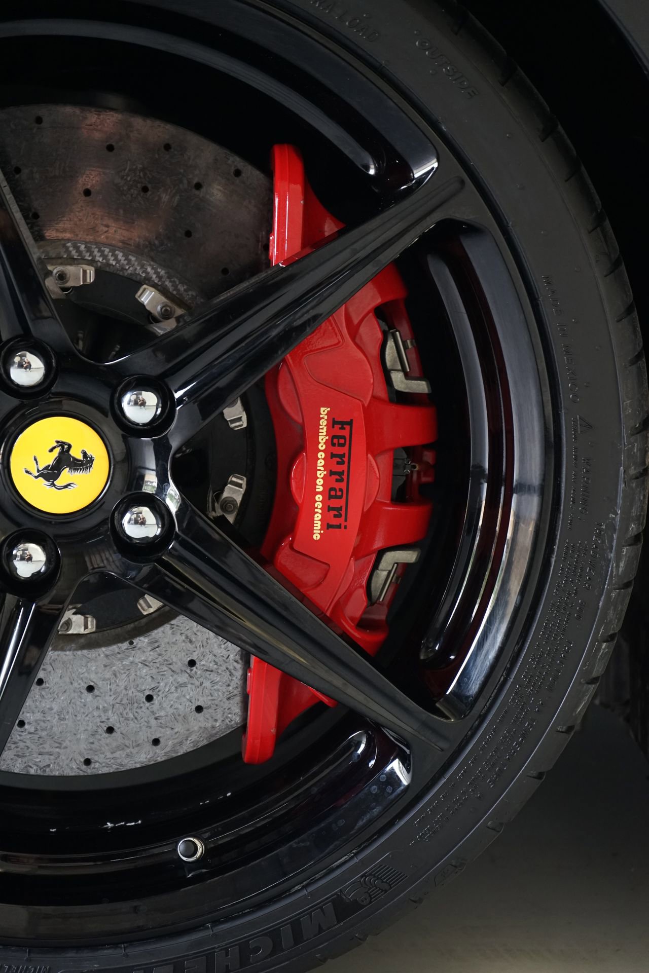 Used 2017 Ferrari 488 GTB image 27