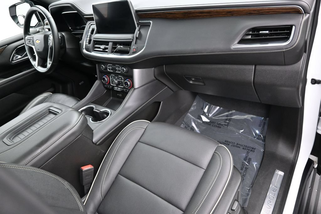 Used 2024 Chevrolet Tahoe Premier AWD/4WD image 38