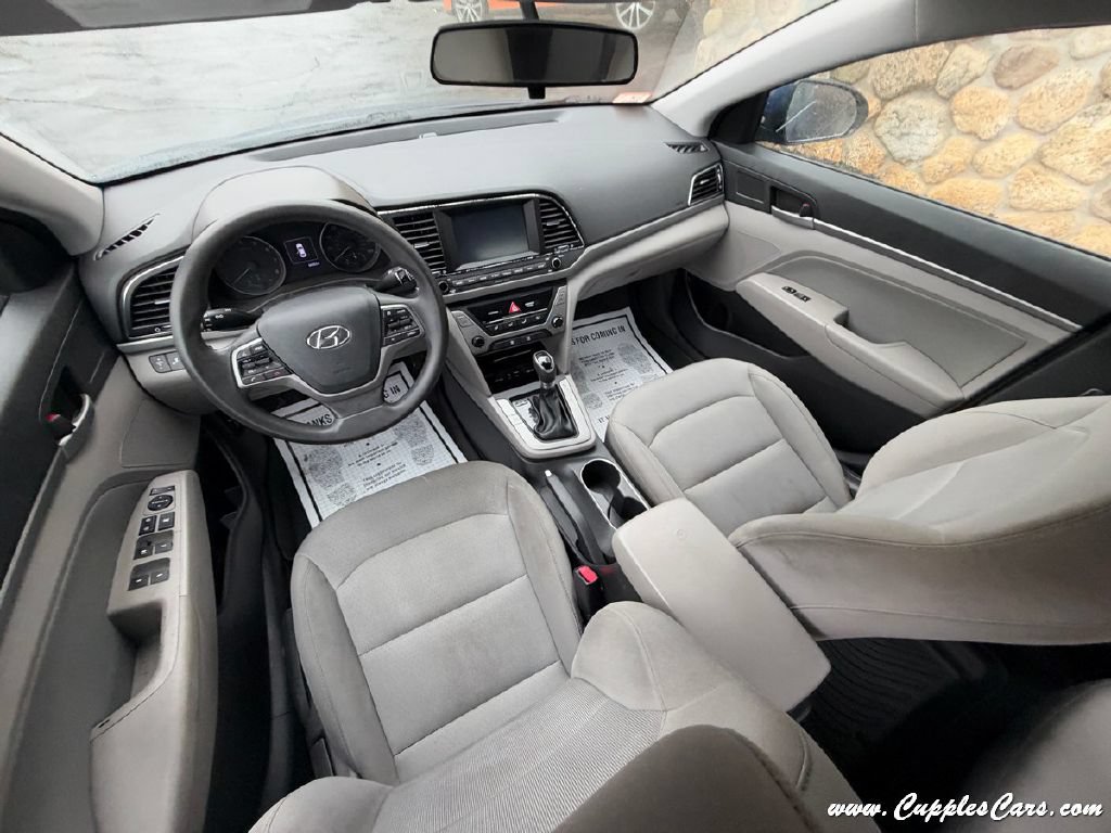 Used 2018 Hyundai Elantra SEL FWD image 18