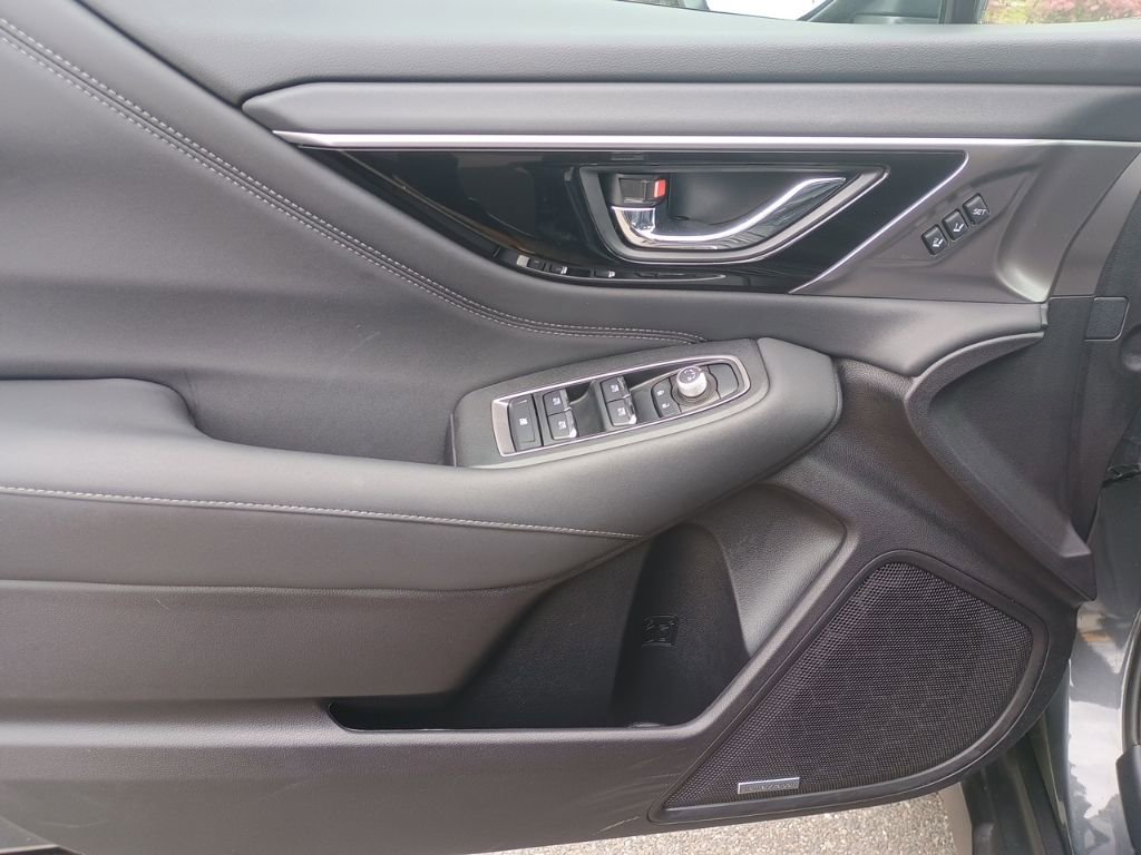 Certified 2023 Subaru Outback Limited image 11