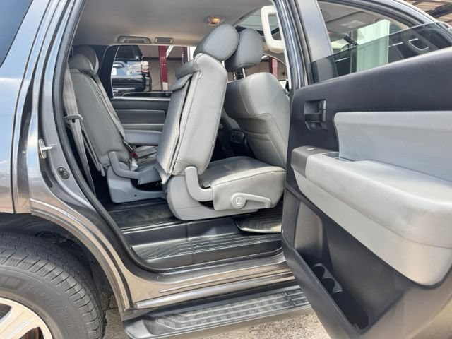Used 2017 Toyota Sequoia SR5 w/ Premium Package RWD image 29