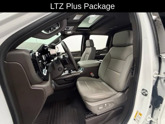 Certified 2025 Chevrolet Silverado 1500 LTZ w/ LTZ Convenience Package II AWD/4WD image 7
