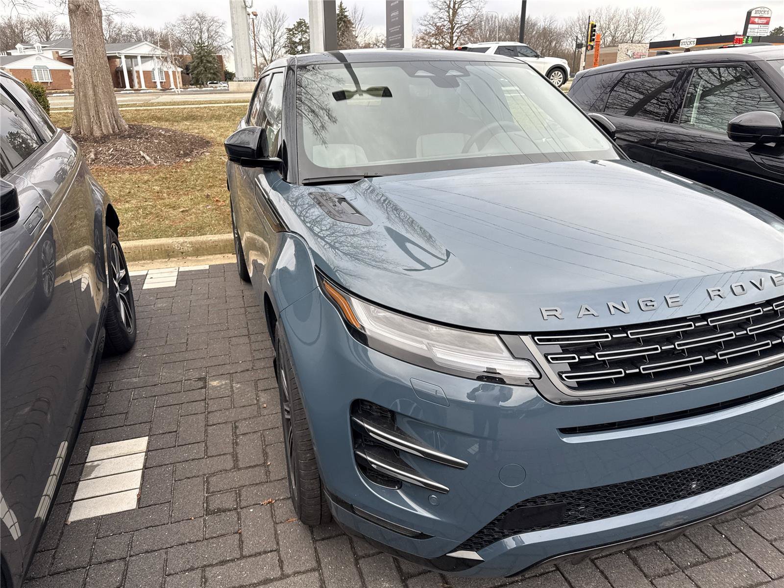 New 2026 Land Rover Range Rover Evoque Dynamic SE AWD/4WD image 5