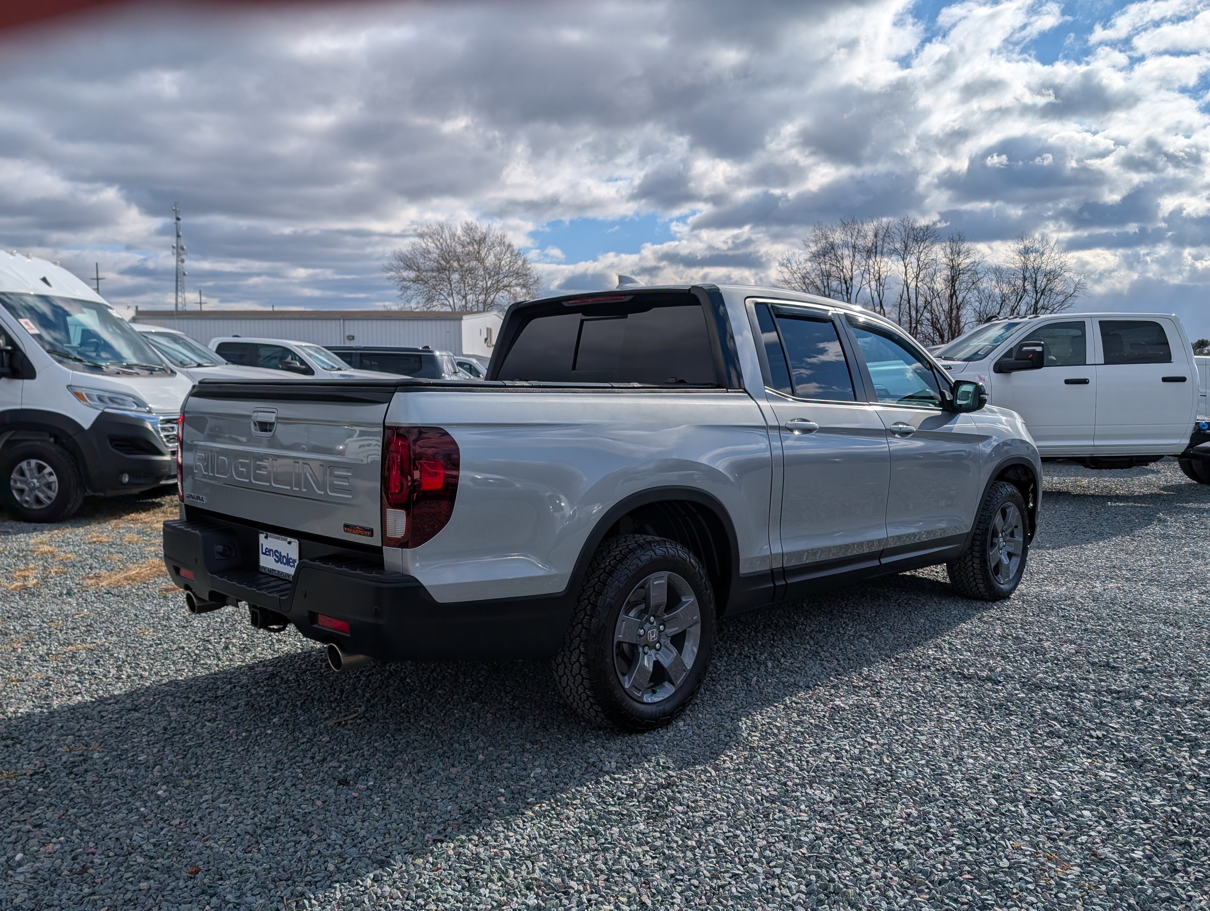 Used 2025 Honda Ridgeline TrailSport image 5