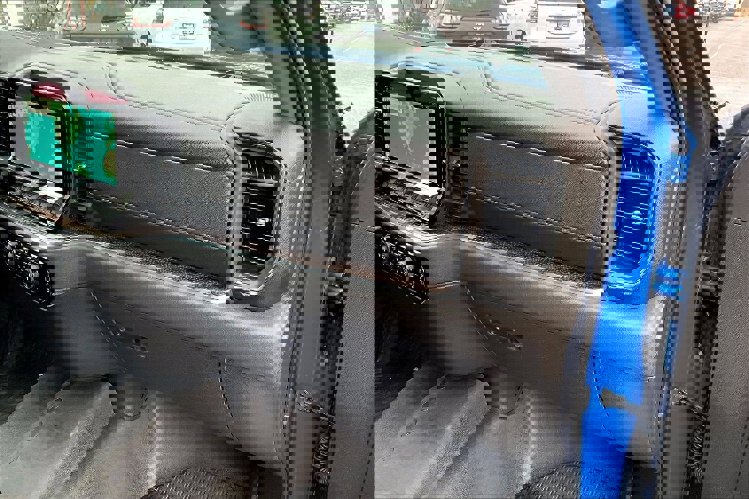 Used 2023 Chevrolet Silverado 1500 RST image 17