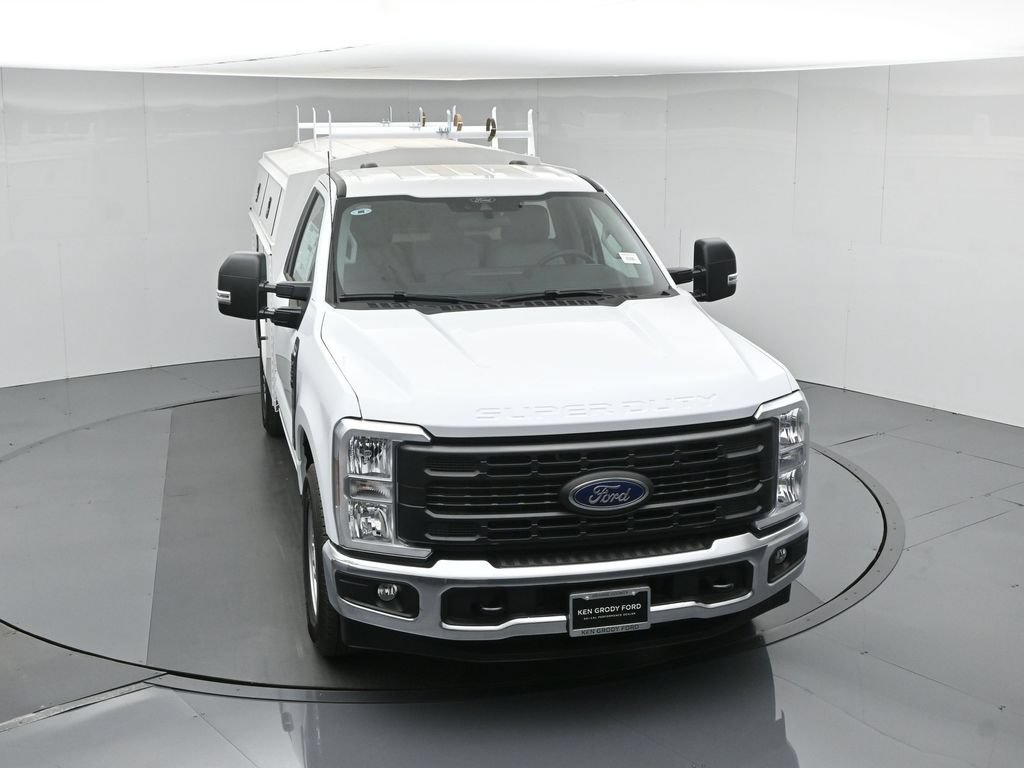 New 2026 Ford F350 XL w/ XL Chrome Package RWD image 45