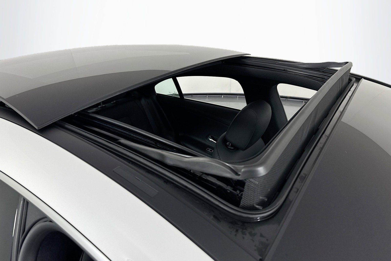 Certified 2026 Mercedes-Benz CLA 250 image 23