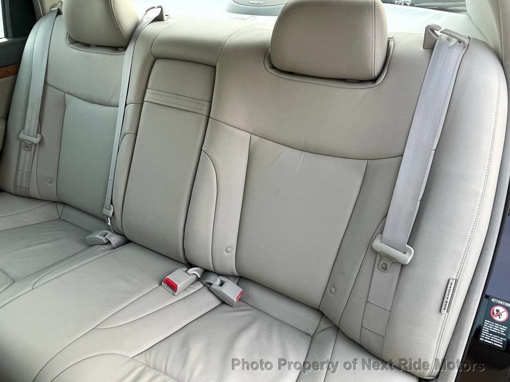 Used 2006 Kia Amanti FWD image 13