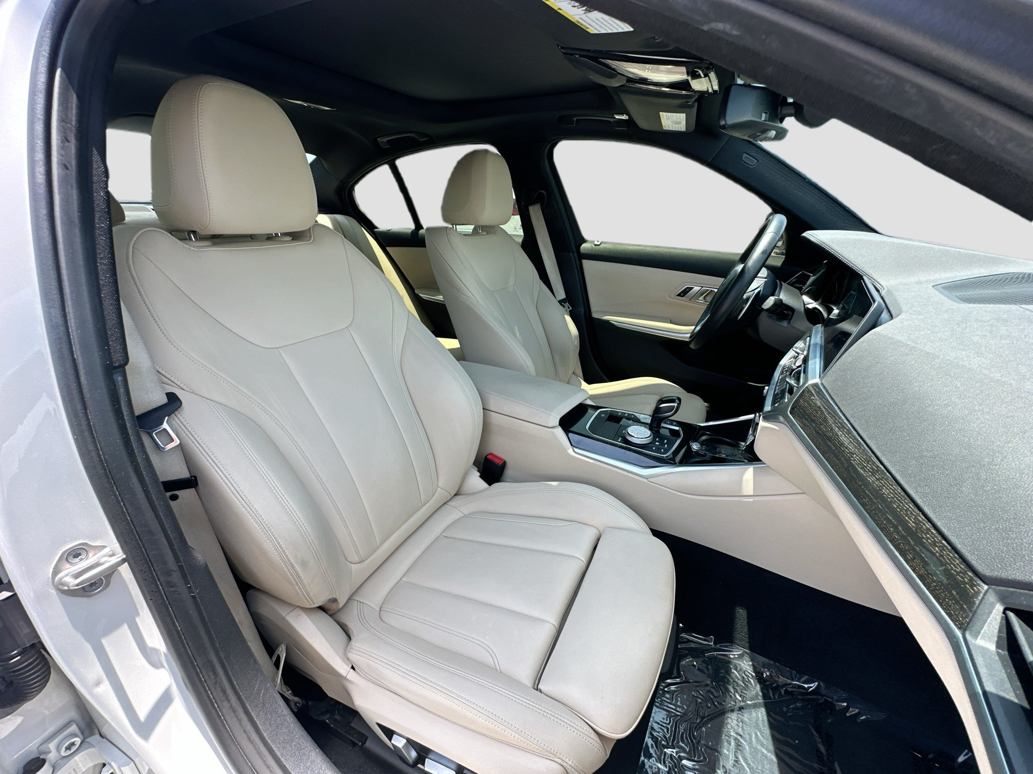 Used 2021 BMW 330i Sedan w/ Premium Package RWD image 29