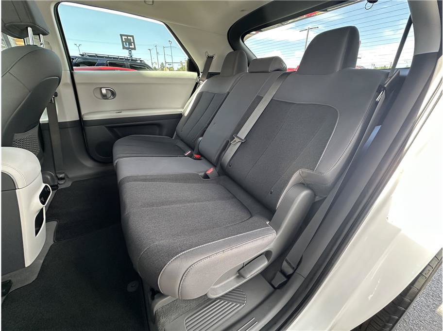 Used 2024 Hyundai Ioniq 5 SEL AWD/4WD image 16