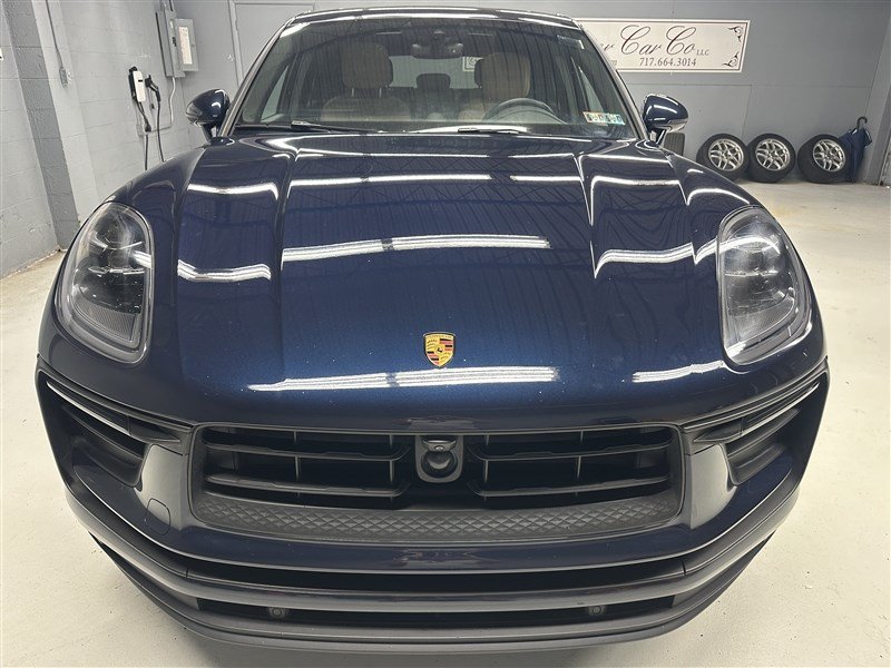 Used 2023 Porsche Macan AWD/4WD image 10