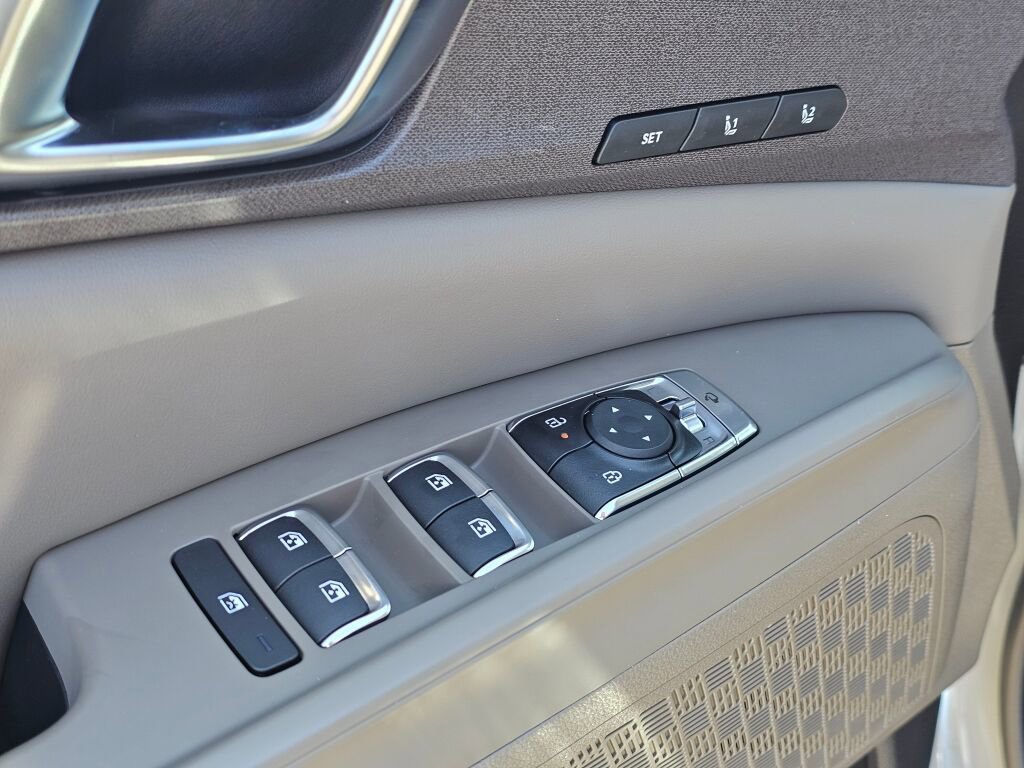 New 2026 Kia Carnival SX image 35