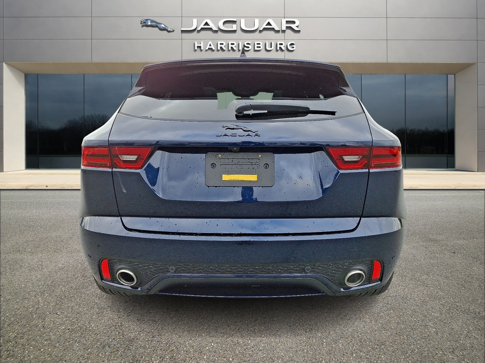 New 2024 Jaguar E-PACE R-Dynamic SE AWD/4WD image 3