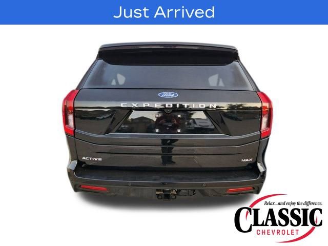 Used 2025 Ford Expedition Max Active image 9