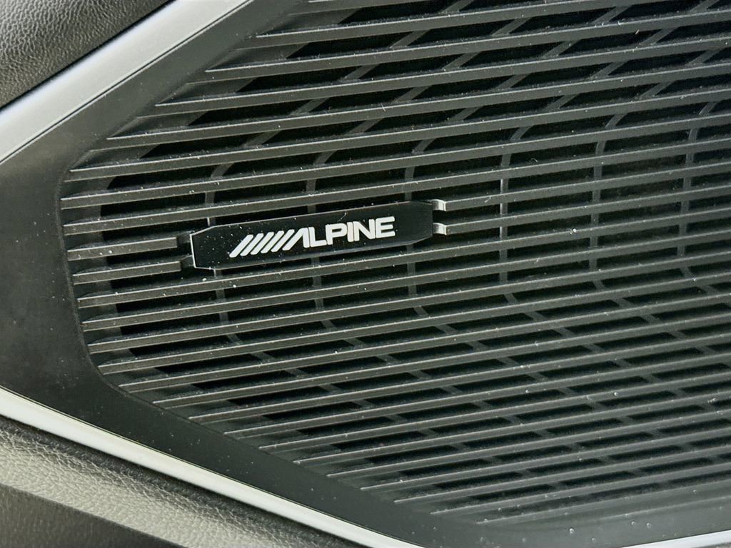 Used 2023 Jeep Wagoneer Series III w/ Preferred Equipment Group image 21