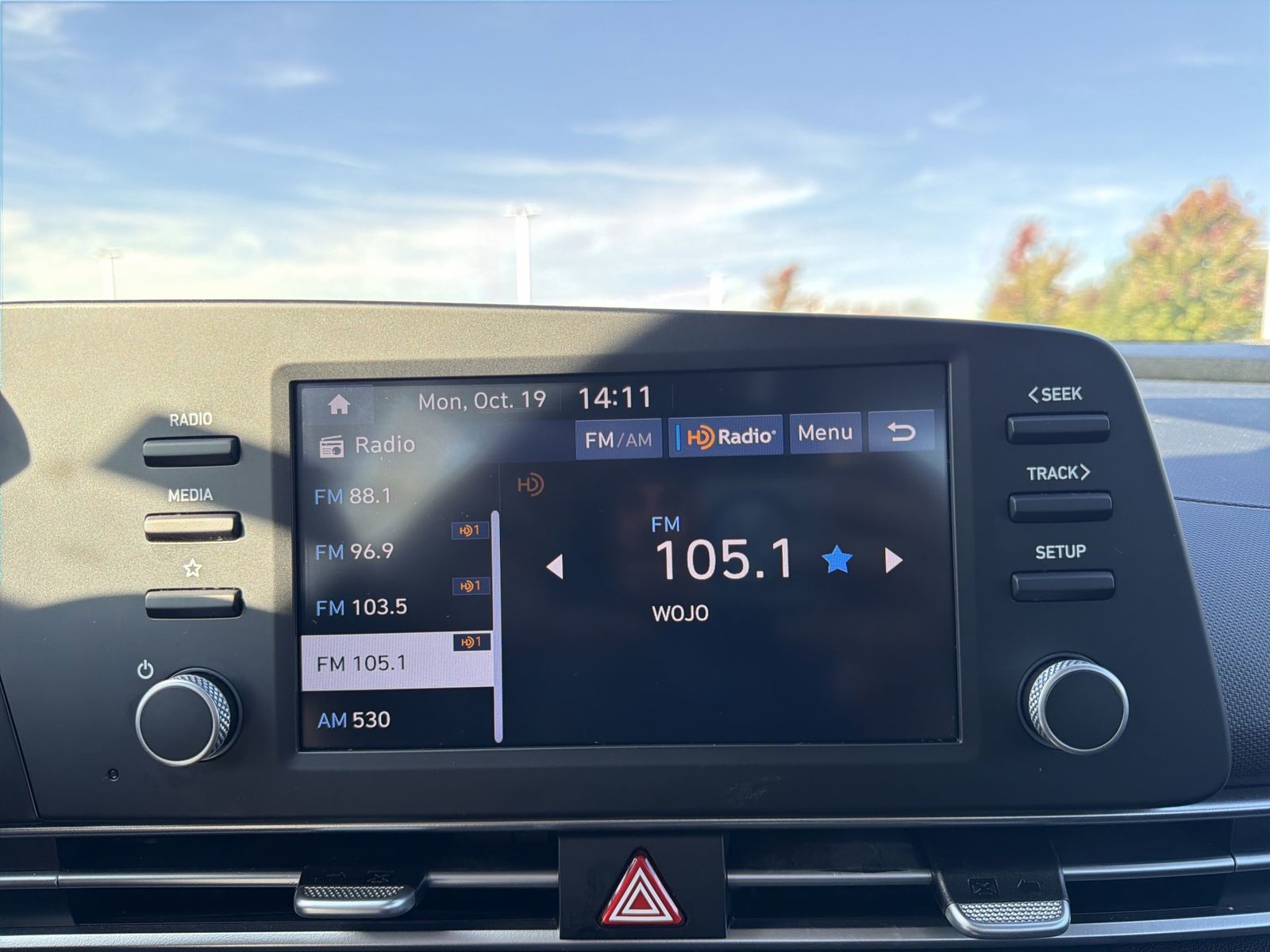 Certified 2024 Hyundai Elantra SE FWD image 19