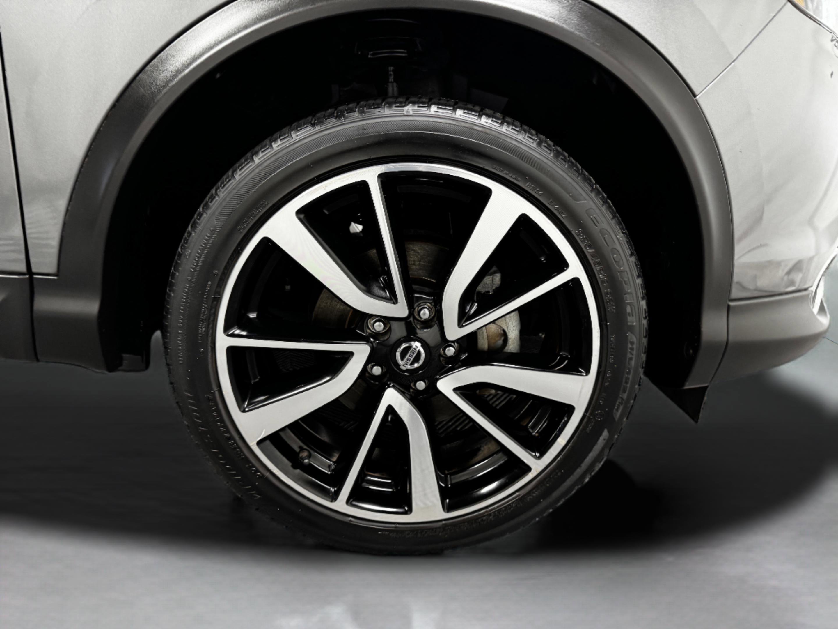 Used 2018 Nissan Rogue Sport SL w/ SL Premium Package image 49