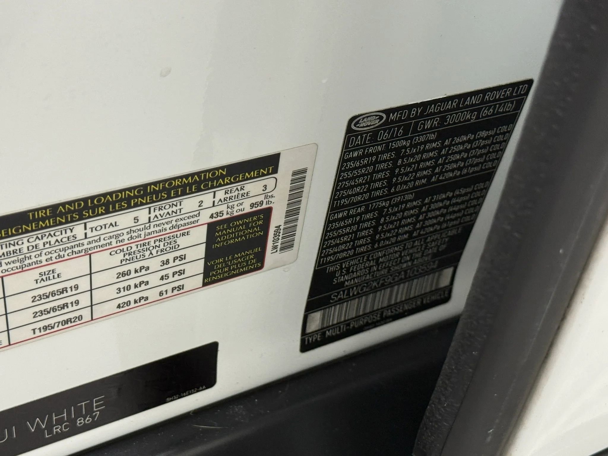 Used 2016 Land Rover Range Rover Sport SE image 55