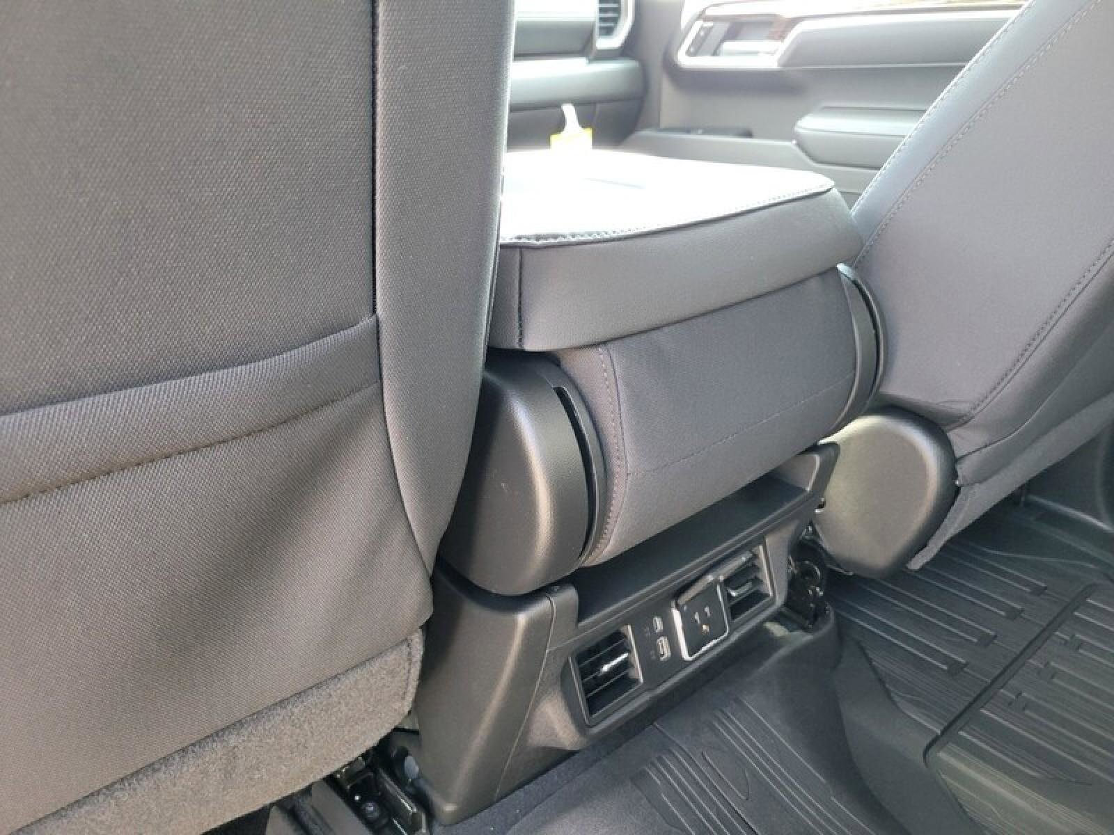 New 2026 GMC Sierra 1500 Elevation w/ Elevation Select Package image 27