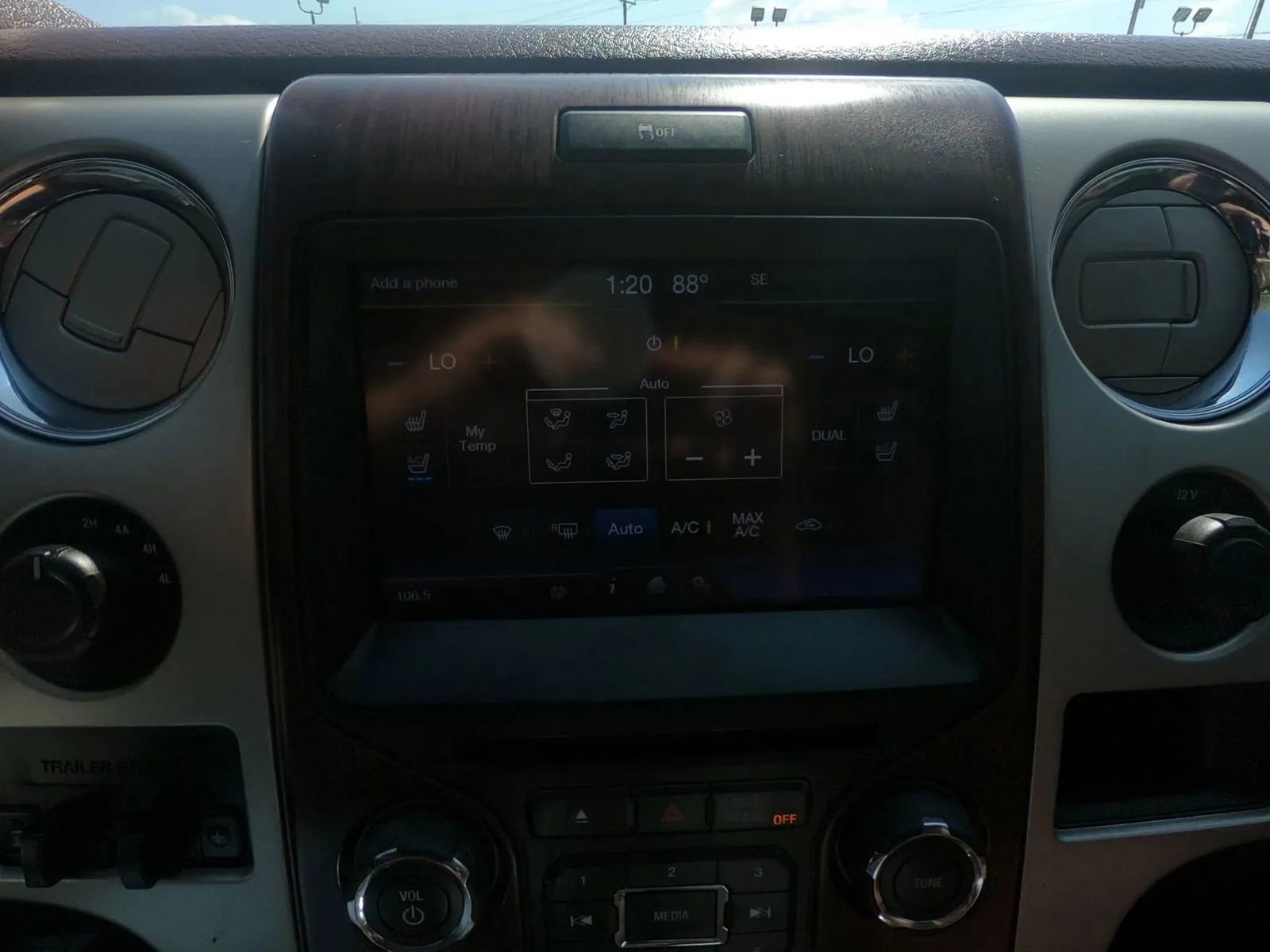 Used 2013 Ford F150 King Ranch w/ King Ranch Luxury Pkg image 21