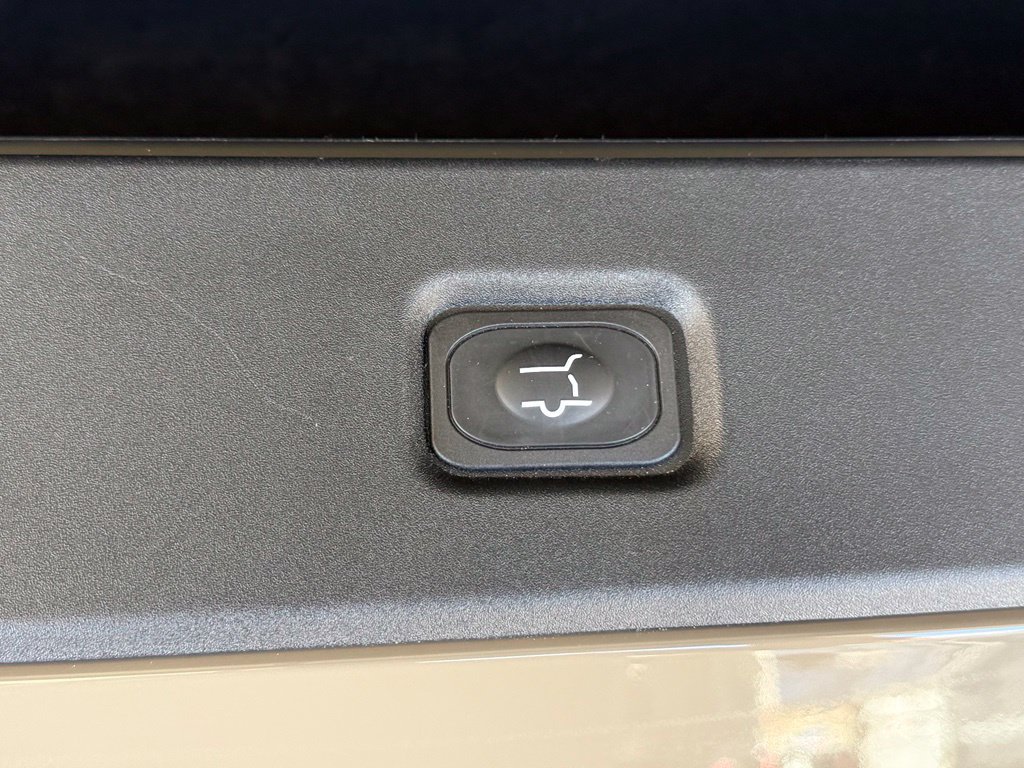 New 2027 Ford Expedition Platinum w/ Stealth Appearance Package AWD/4WD image 6