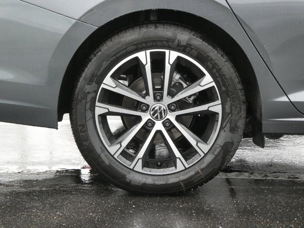 New 2025 Volkswagen Jetta Sport image 24