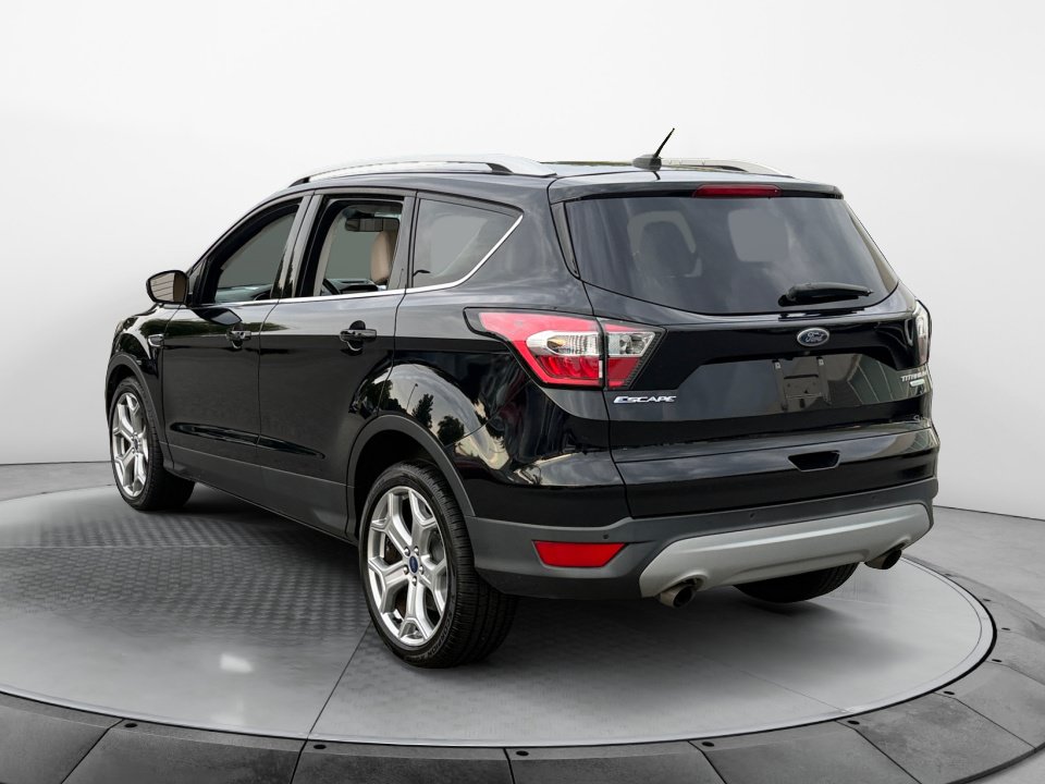 Used 2017 Ford Escape Titanium FWD image 5