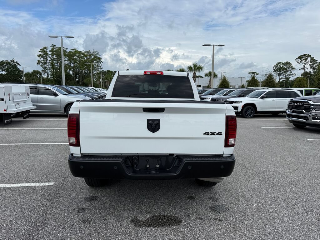Used 2024 RAM 1500 Warlock RWD image 4