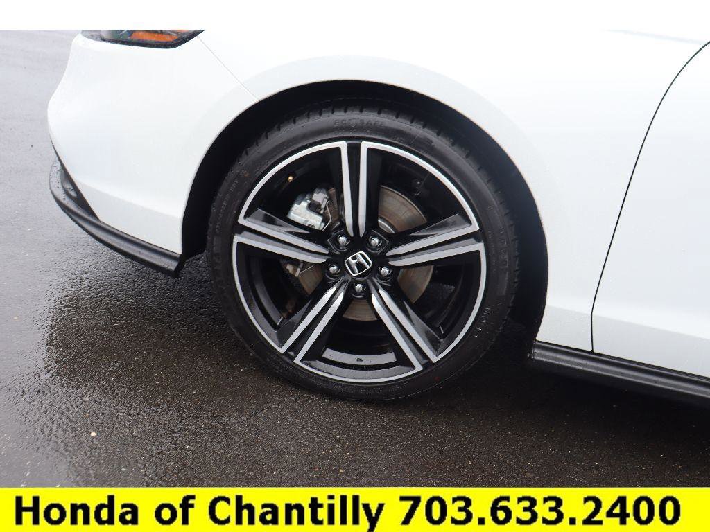 Certified 2024 Honda Accord Sport image 29
