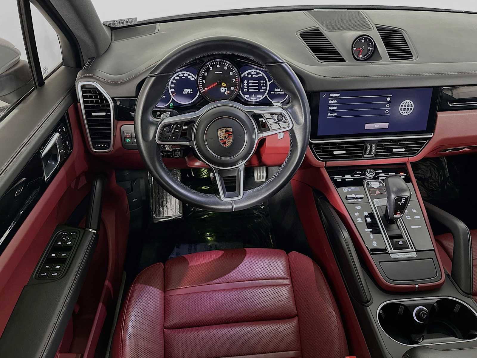 Certified 2023 Porsche Cayenne S Platinum w/ Premium Package Plus image 23