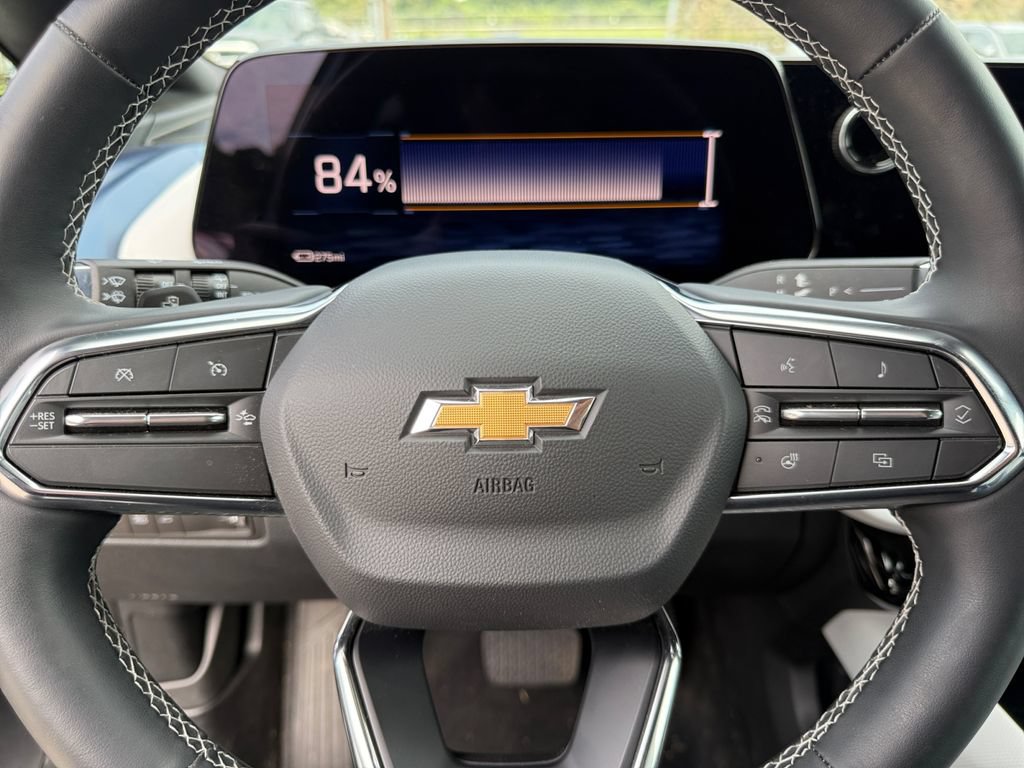 New 2026 Chevrolet Equinox EV LT FWD image 21