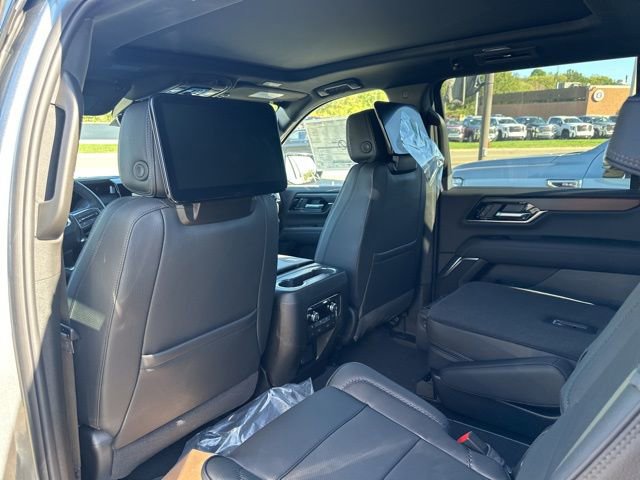 New 2026 GMC Yukon XL Denali w/ Denali Reserve Package image 20