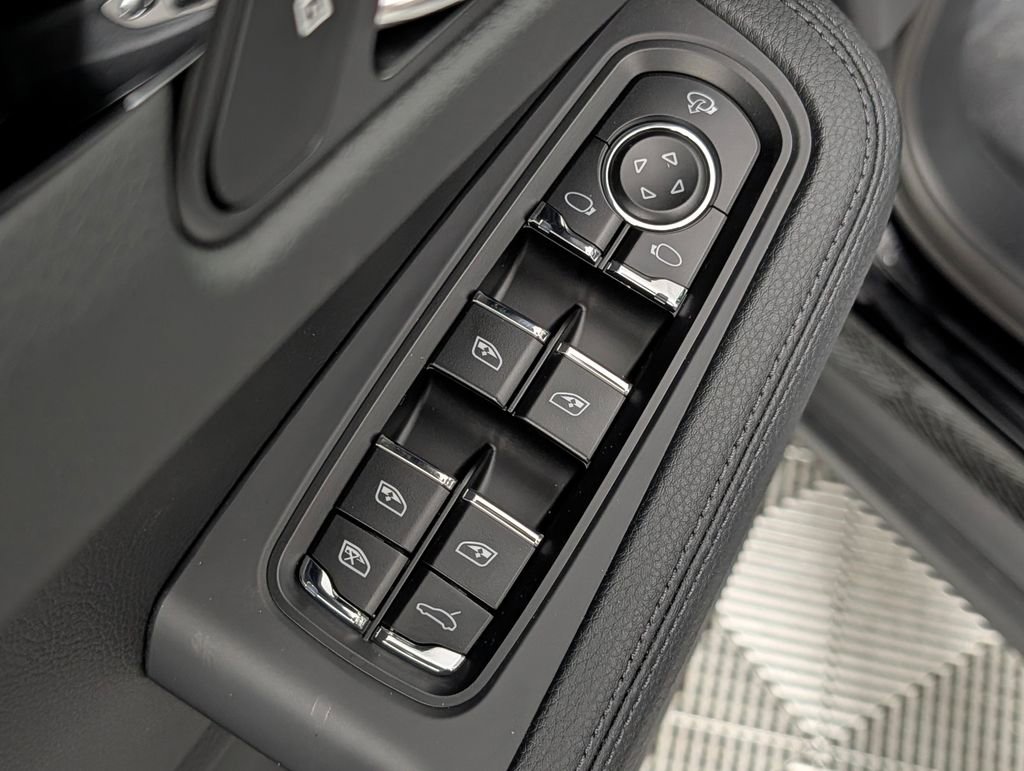 New 2026 Porsche Macan S AWD/4WD image 27