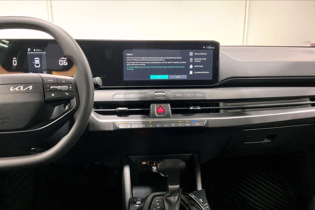 New 2026 Kia K4 FWD image 17