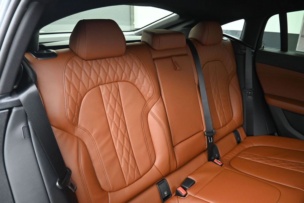 New 2027 BMW X6 xDrive40i AWD/4WD image 26