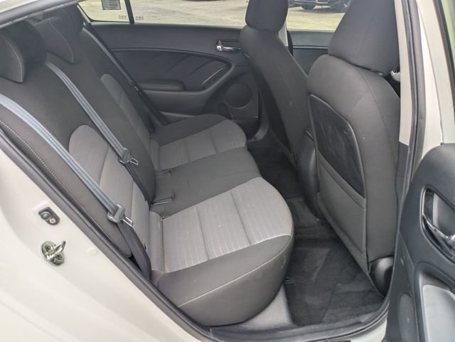 Used 2017 Kia Forte S FWD image 24
