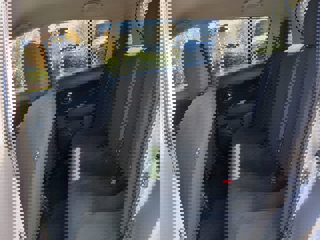 Used 2012 Nissan Versa 1.8 S image 13