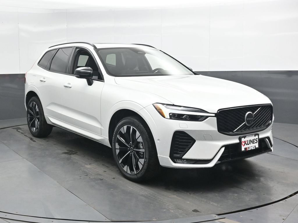 New 2026 Volvo XC60 B5 Plus w/ Climate Package AWD/4WD image 4
