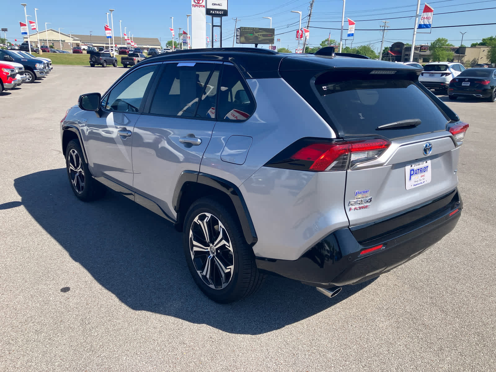 Used 2022 Toyota RAV4 XSE w/ Premium Package AWD/4WD image 5