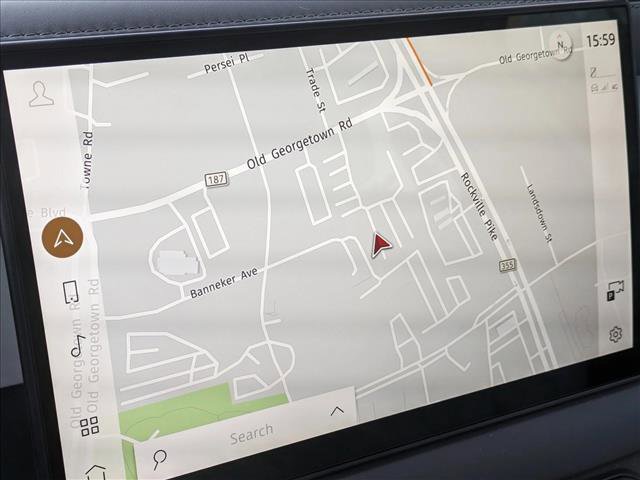 New 2025 Land Rover Defender 110 X-Dynamic SE image 11