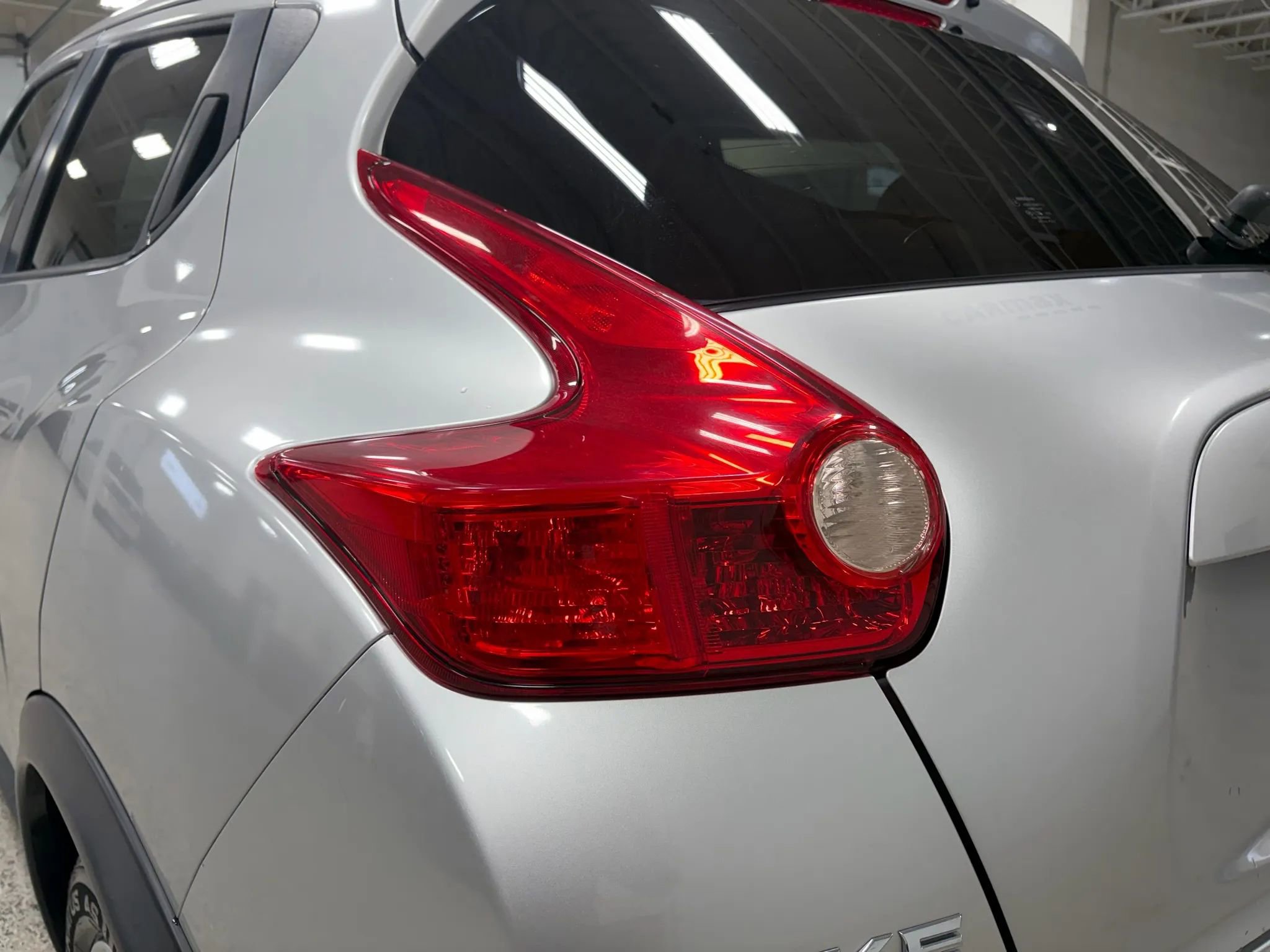 Used 2011 Nissan Juke SL image 8