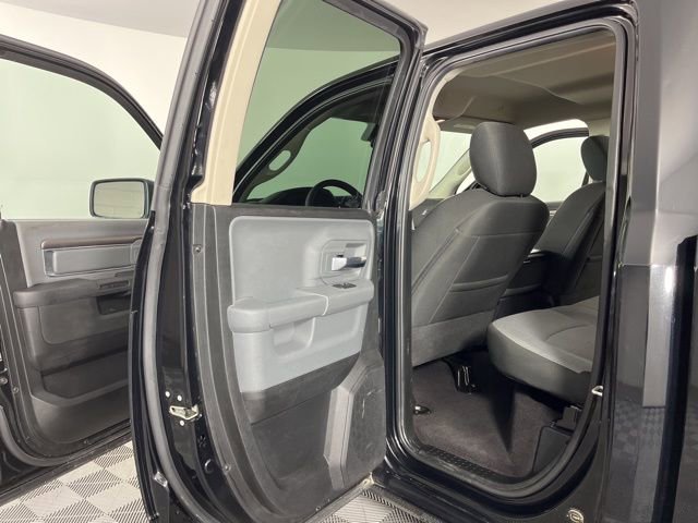 Used 2024 RAM 1500 Classic SLT image 41