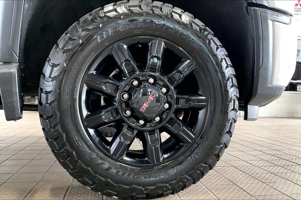 Used 2026 GMC Sierra 2500 AT4 w/ Technology Package AWD/4WD image 34