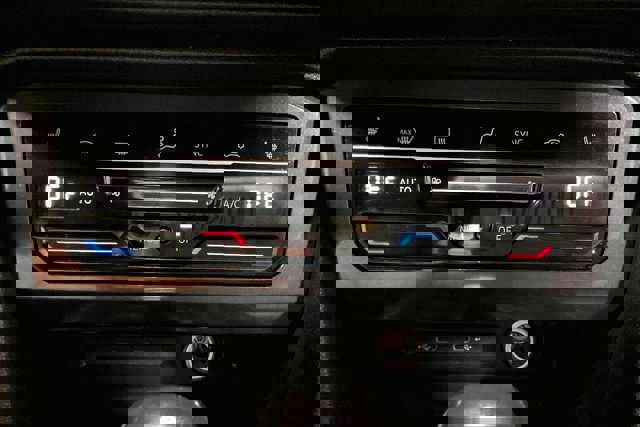 Used 2024 Volkswagen Tiguan SE R-Line w/ MDO Package, Three-Row image 33