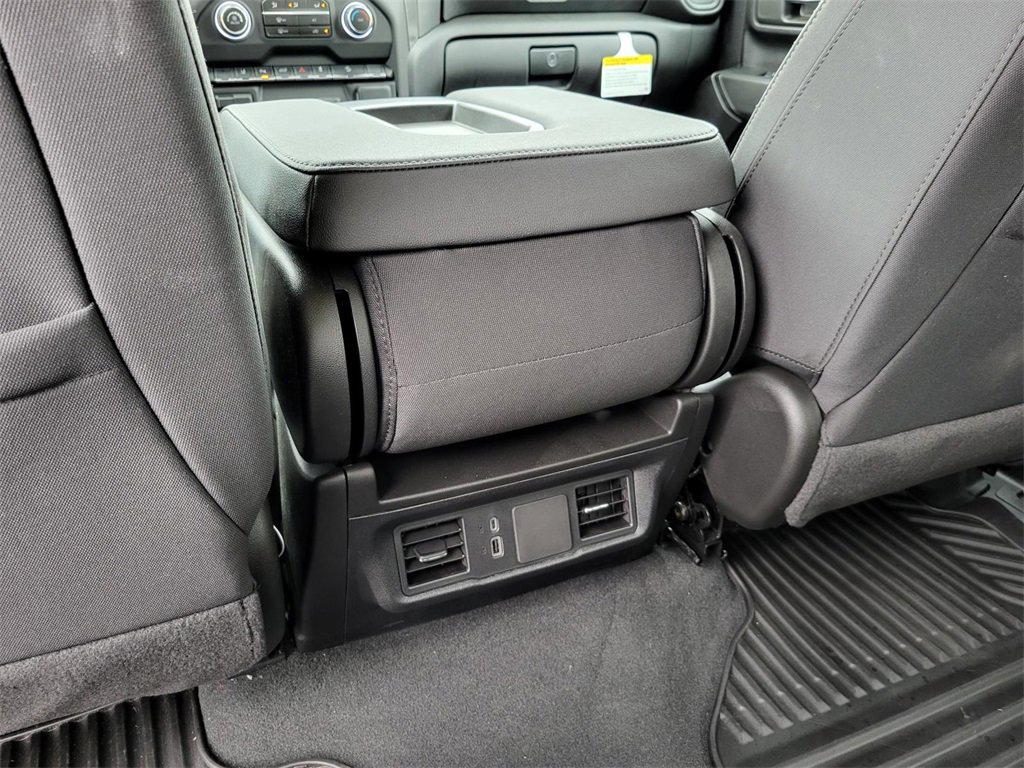 Used 2025 Chevrolet Silverado 2500 Custom w/ Custom Value Package image 14