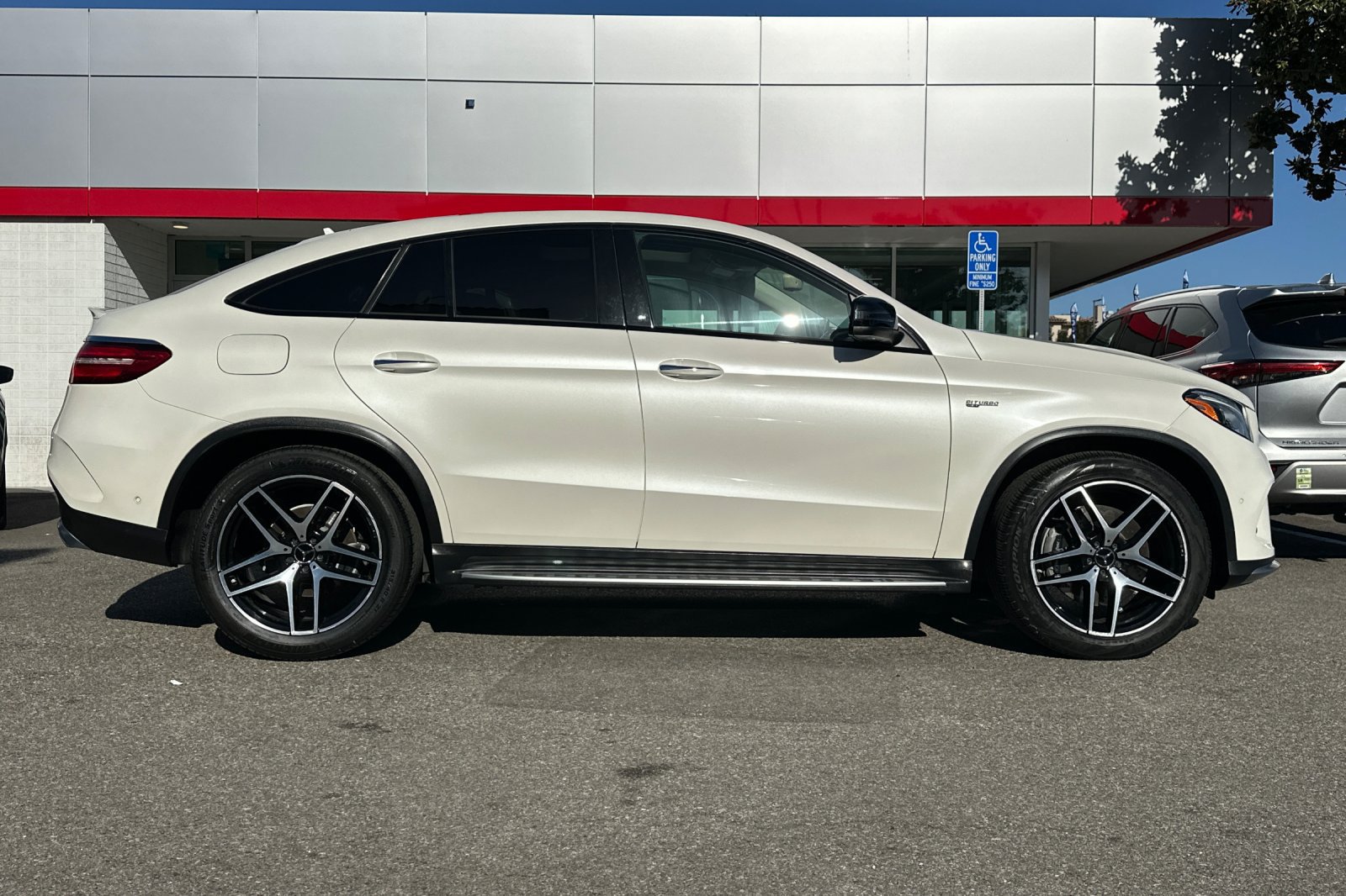 Used 2017 Mercedes-Benz GLE 43 AMG 4MATIC Coupe image 3