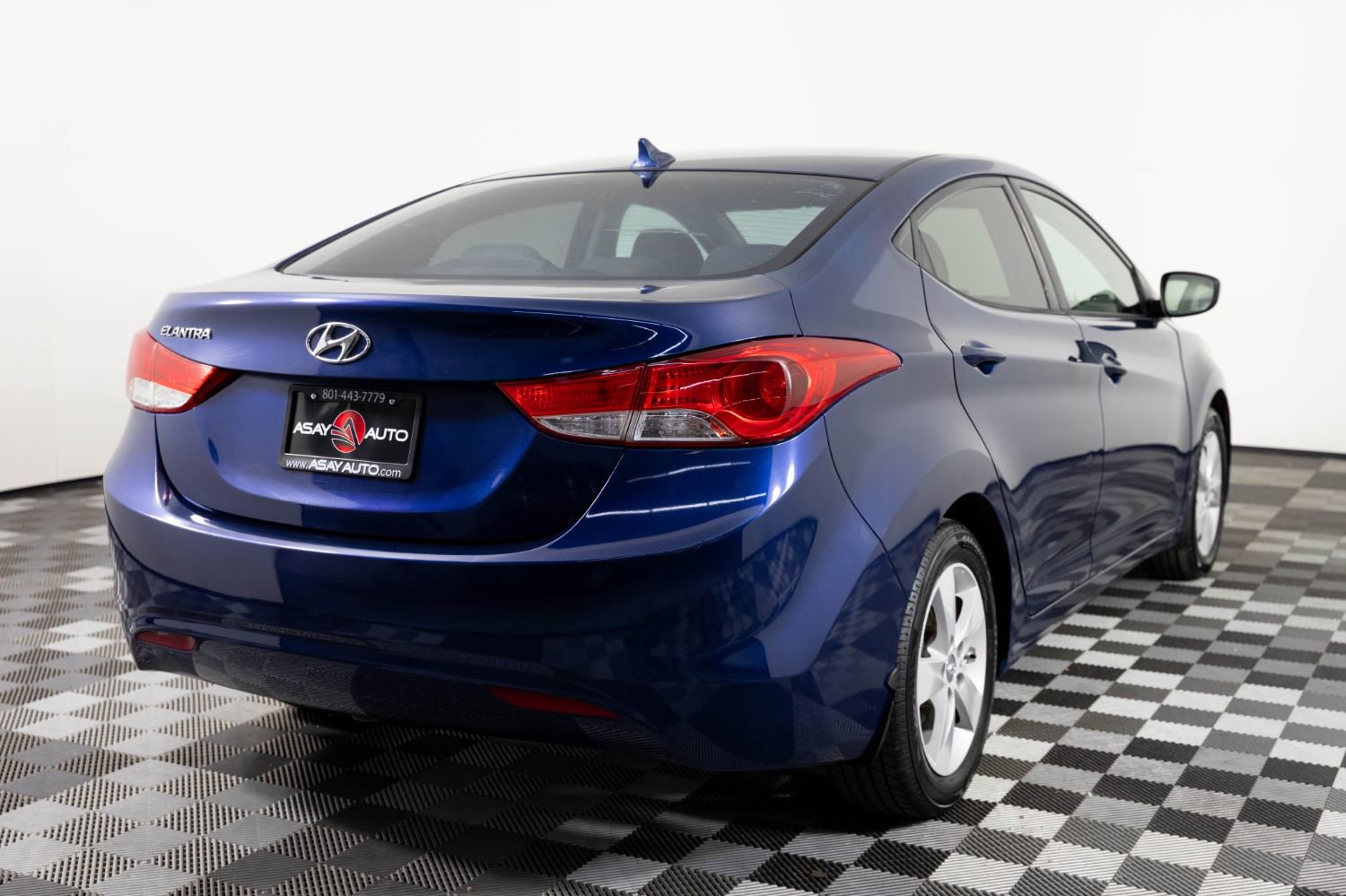 Used 2013 Hyundai Elantra GLS w/ Preferred Pkg FWD image 7